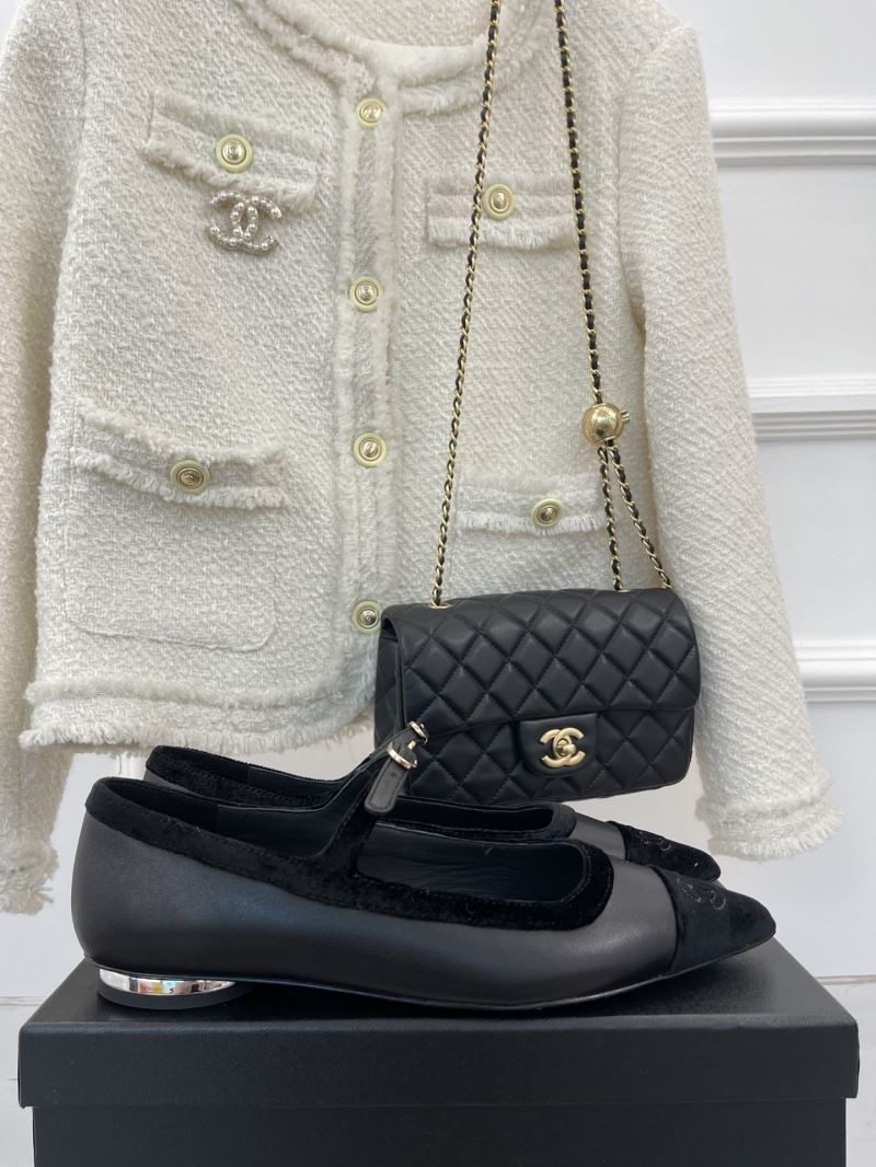 Chanel Low Shoes